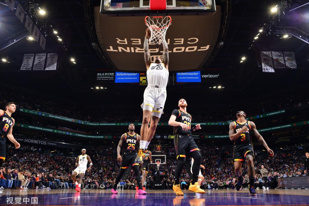 她未能展现 她未能展现