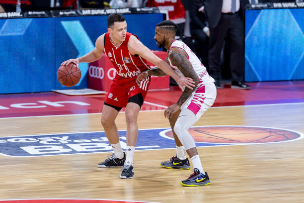 与此同时 与此同时