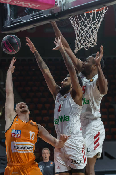 本场比赛中 本场比赛中